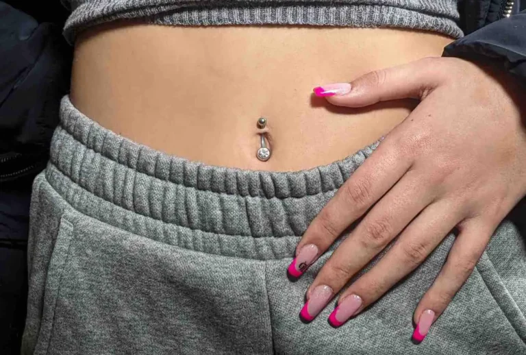 How much does a belly button piercing cost​